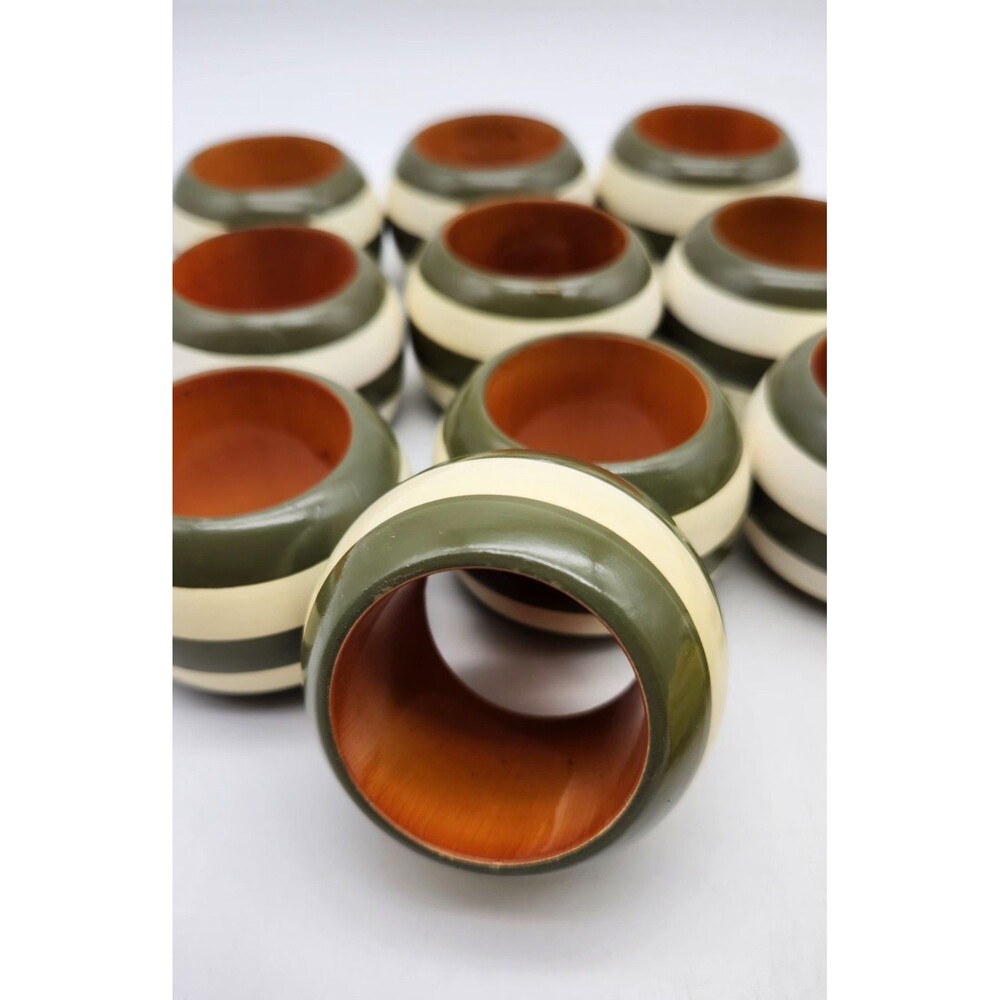 VNTG Set of 11 Dark Green & Ivory  Lacquered Wooden Napkin Rings Hand Painted. - Picture 2 of 6